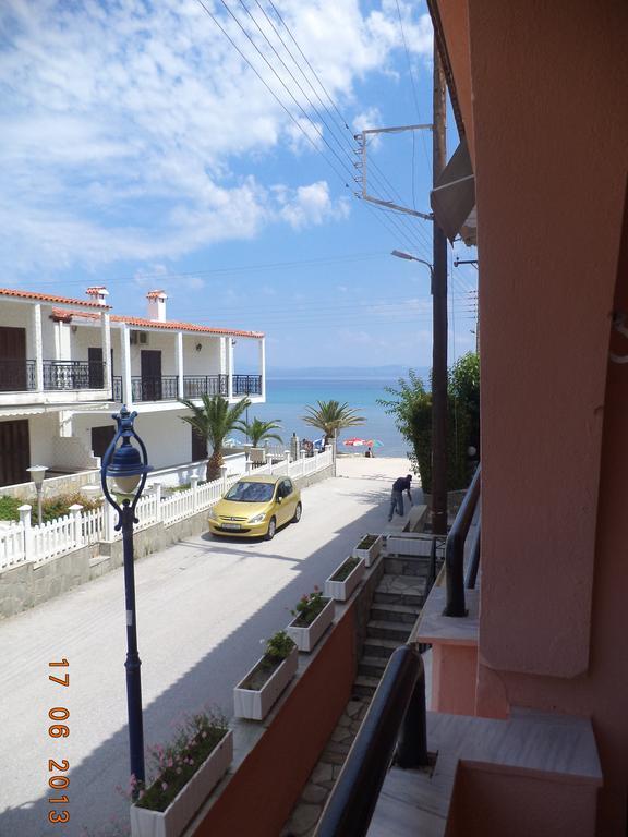 Polychrono Beach Hotel Szoba fotó